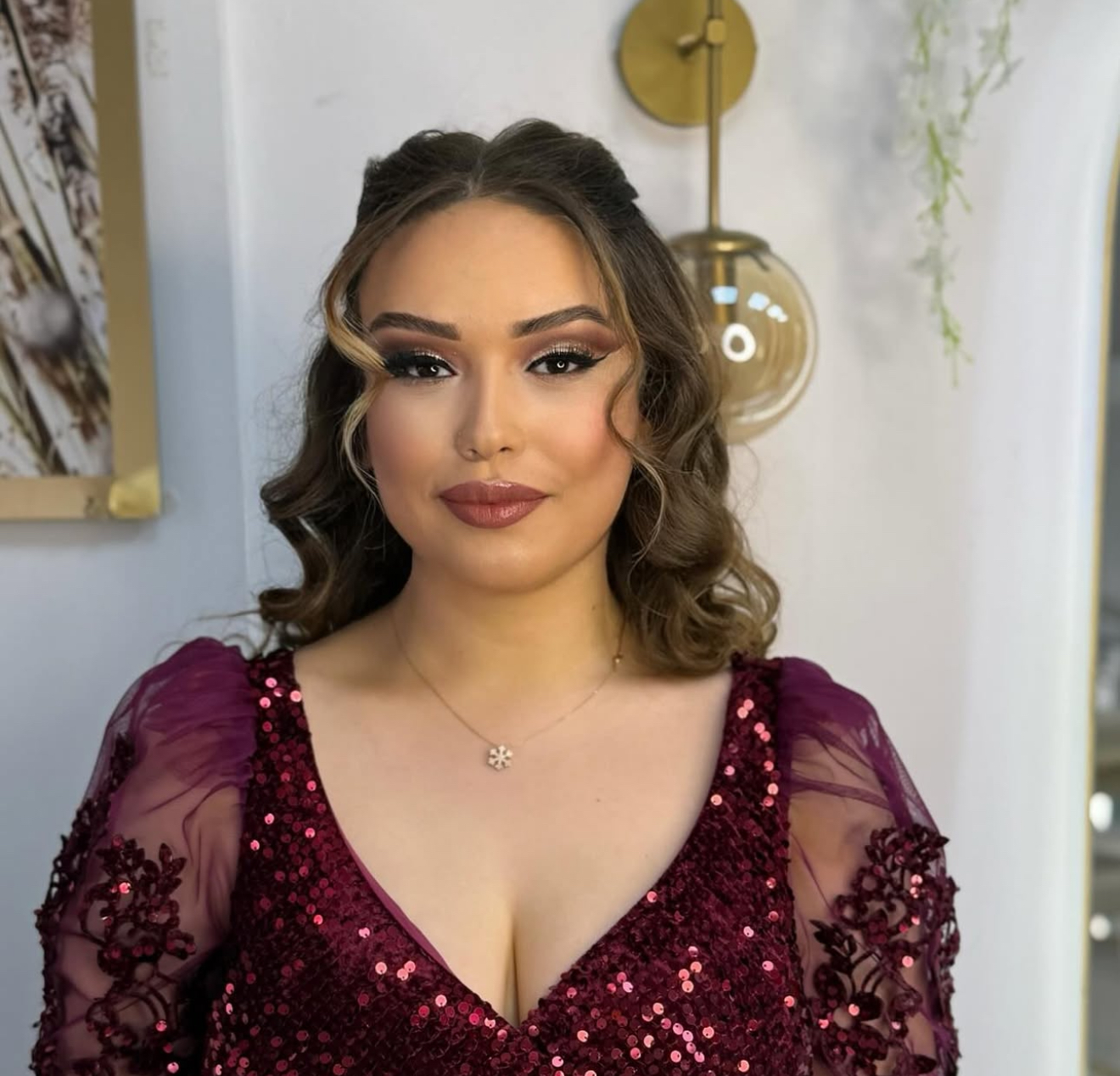 CAN KARAKAŞ HAİR MAKEUP STÜDYO