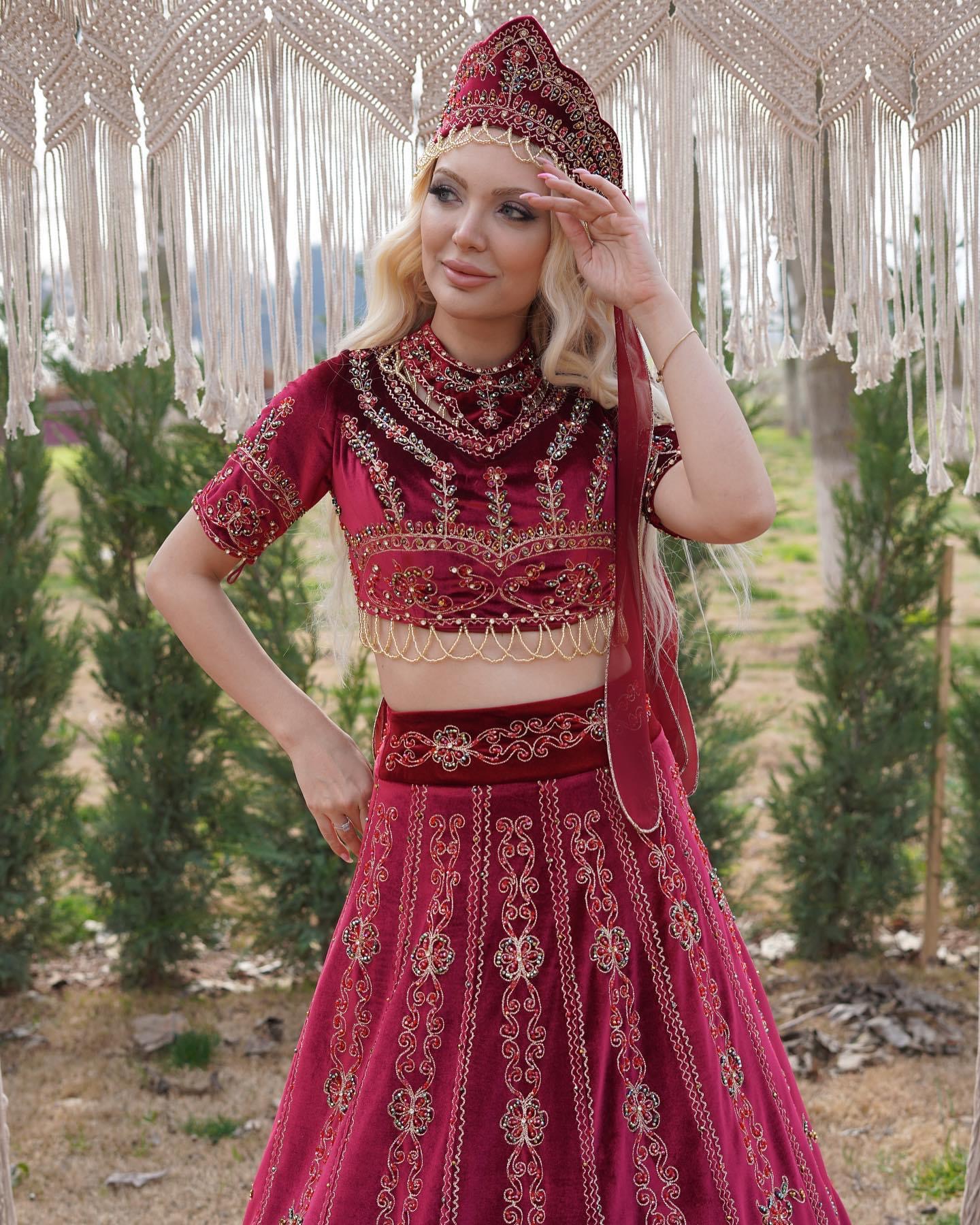GÖZDE GELİNLİK, KAYSERİ GELİNLİK, KAYSERİ BİNDALLI, KAYSERİ TESETTÜR GELİNLİK