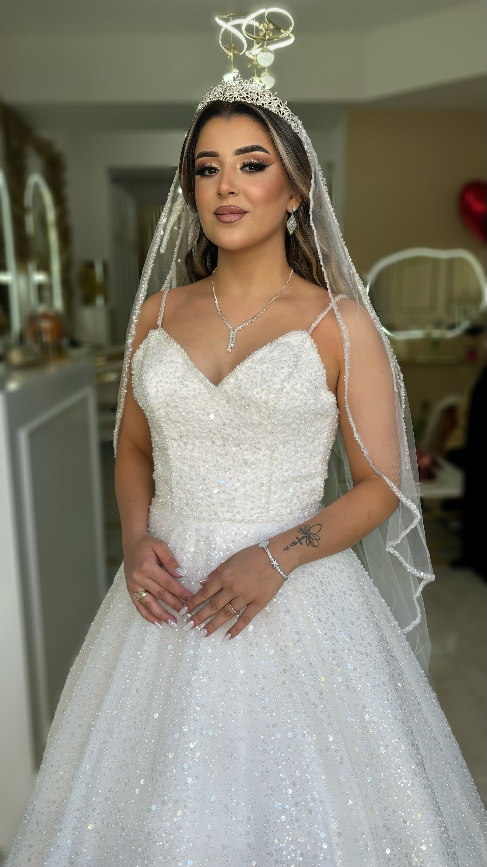 Özlem Çer Make Up Studio